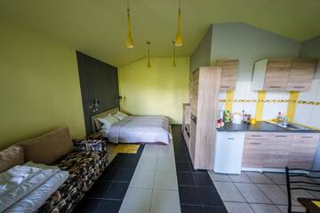 Фото номера Дом с 1 спальней Дома для отпуска VIP Yellow dream house г. Аникщяй 7
